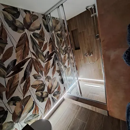 Artemis Apartment *